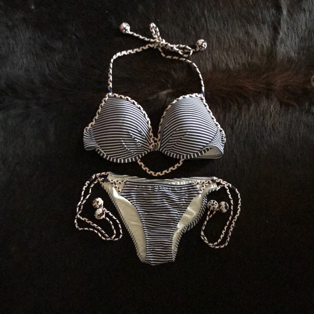 Victoria’s Secret Swimsuit